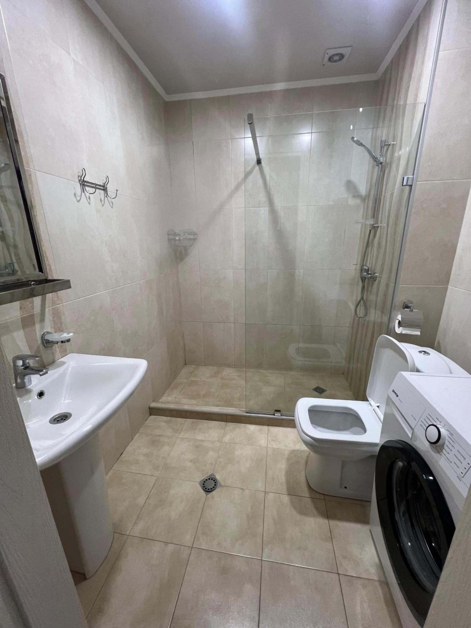 Seaview Panoramic Apartments Orbi Sea Towers Batumi Exterior foto